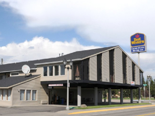 Cross-Winds Inn in West Yellowstone, MT, Idaho.