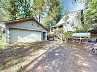 Bearfoot Lodge vacation rental property
