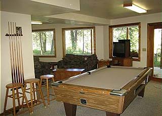 Picture of the Middle Fork River Cabin in Garden Valley, Idaho