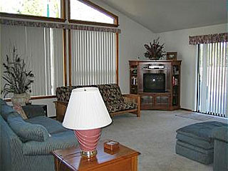 Picture of the Warm Springs Pool House in Garden Valley, Idaho