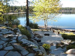 Picture of the Still Point Lodge in McCall, Idaho