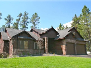 Picture of the Crane Shores Cabin in Donnelly, Idaho