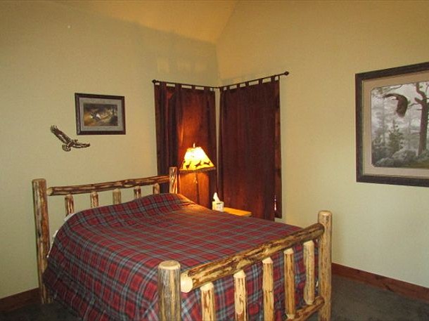 Picture of the Pine View Lodge in McCall, Idaho