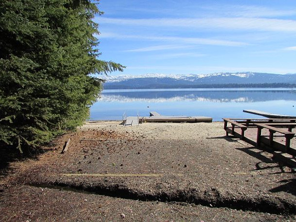 Picture of the Lucky Lodge in McCall, Idaho