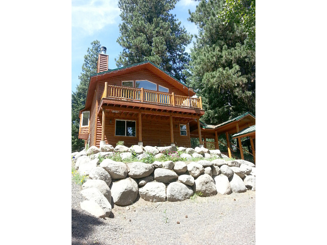 Picture of the Jenkins in McCall, Idaho