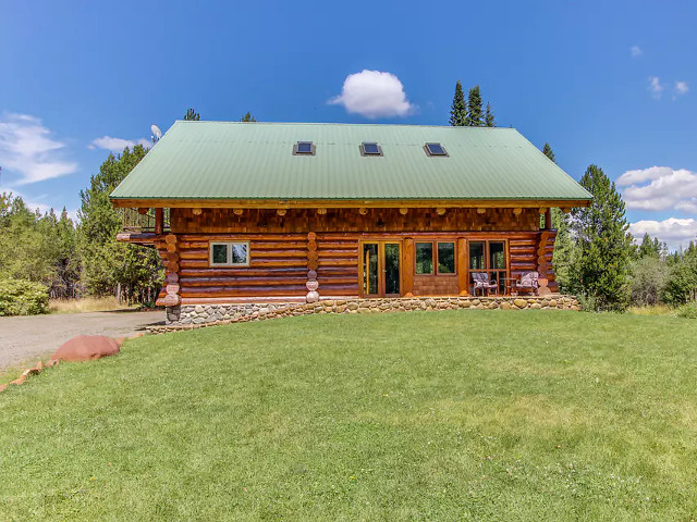 Picture of the Lodge 52 in McCall, Idaho