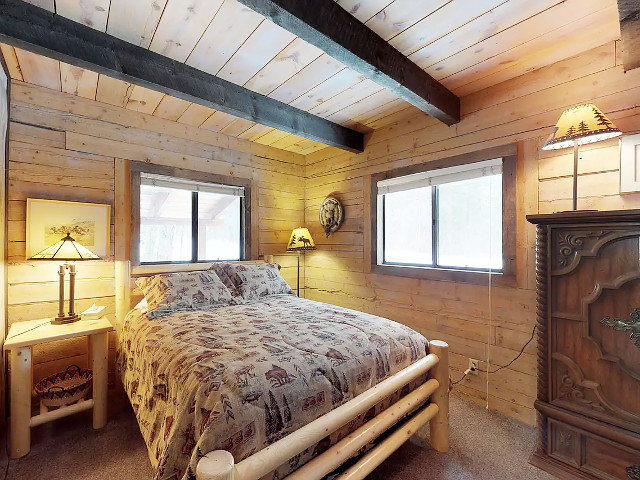 Picture of the Elo Cabin in McCall, Idaho