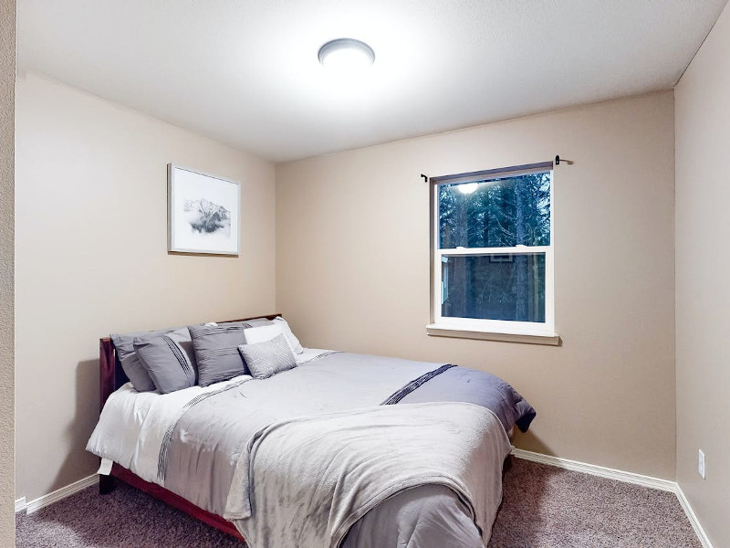 Picture of the Wooded Private Home w/ Hot Tub in Sandpoint, Idaho