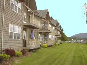 Picture of the Holiday Shores Condos in Sandpoint, Idaho