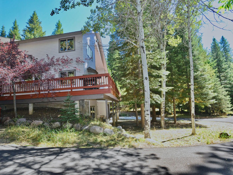 Picture of the Spring Mountain Manor in McCall, Idaho