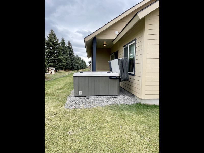 Picture of the Pine Crest Cottage in Donnelly, Idaho