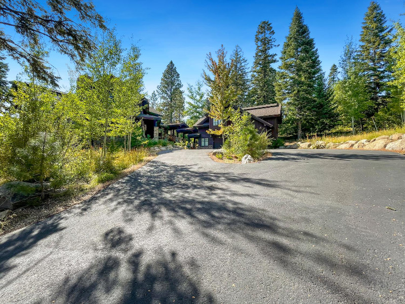 Picture of the Whitewater Retreat in Donnelly, Idaho