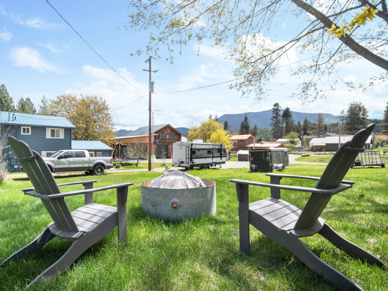 Picture of the Scenic Bay Beauty - Bayview in Sandpoint, Idaho