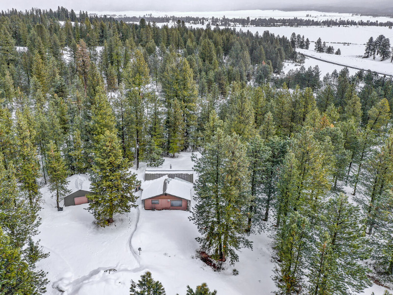 Picture of the Ponderosa in Cascade, Idaho