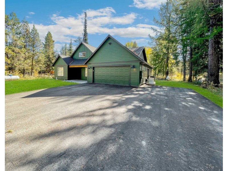 Picture of the Huckleberry Hideout in Donnelly, Idaho