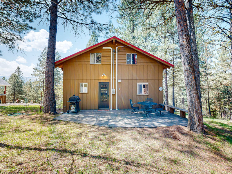 Picture of the Pine Cone Cabin in Cascade, Idaho