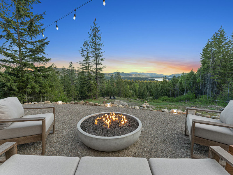 Picture of the Little Tooth Retreat - Big Cabin in Sandpoint, Idaho