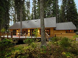 Cabins and Home Vacation Rentals in McCall Idaho