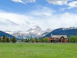 Cabins and Home Vacation Rentals in Driggs, Victor & Grand Targhee Idaho
