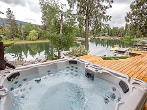 227 Buck Run Sandpoint Idaho Vacation Rental Cabin Home A